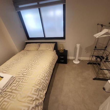 Entire Reigate Apartment Hosted By Pius Extérieur photo
